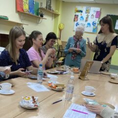 photo_5355090642449067623_y